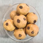 Satisfy your cravings with our chewy chocolate chip protein bites! Packed with protein and bursting with chocolatey flavor, these bites make a delicious and satisfying snack any time of day.